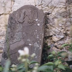 Bath Jewish Cemetery - tombstone of a Cohen with Cohanic Hands