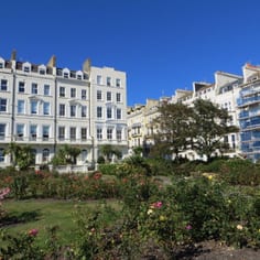 Warrior Square was an important location for the local Jewish community, it was a prime location in town, near to both the sea and the railway stations, with addresses for homes, hotels and a synagogue.